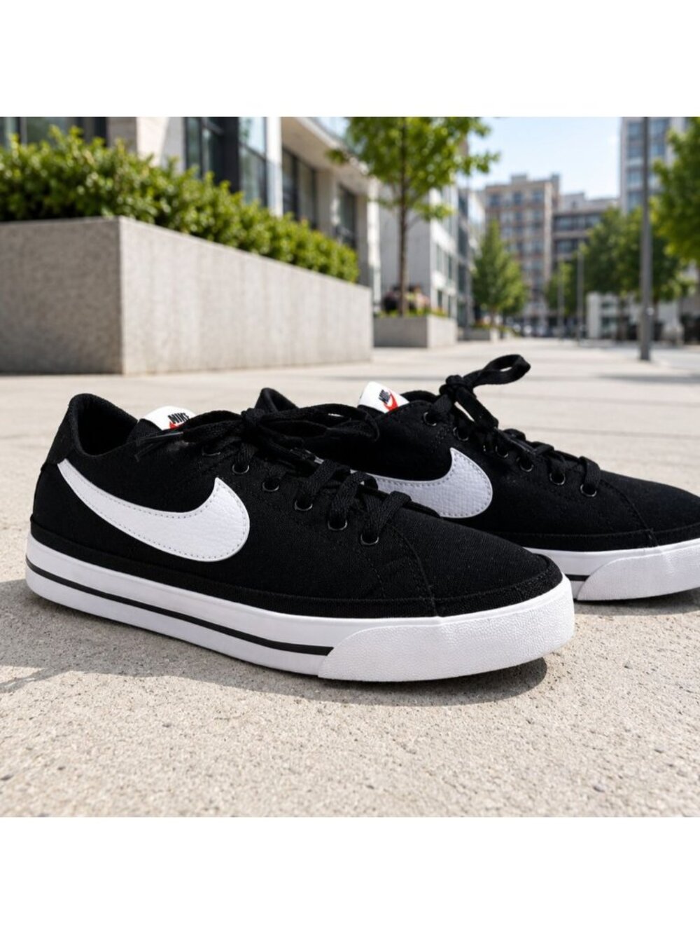 Nike Women’s Size 9 Court Legacy Sneakers Black & White Canvas Low Top Shoes